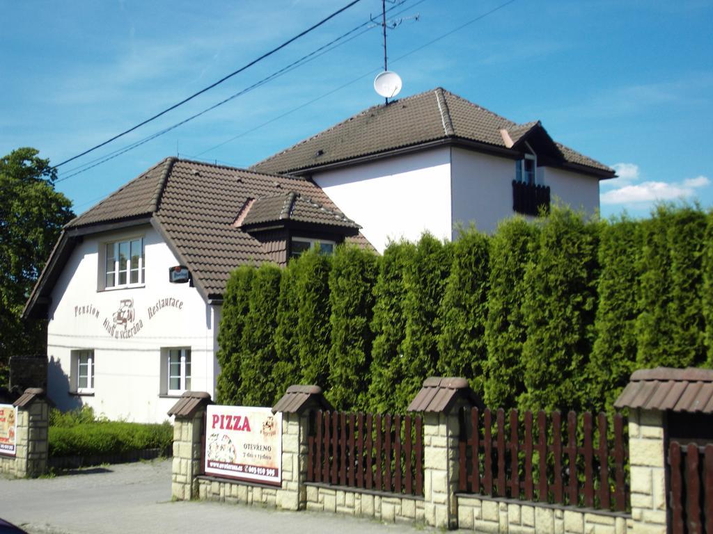 Penzion A Restaurace U Veterana Frenstat pod Radhostem ภายนอก รูปภาพ
